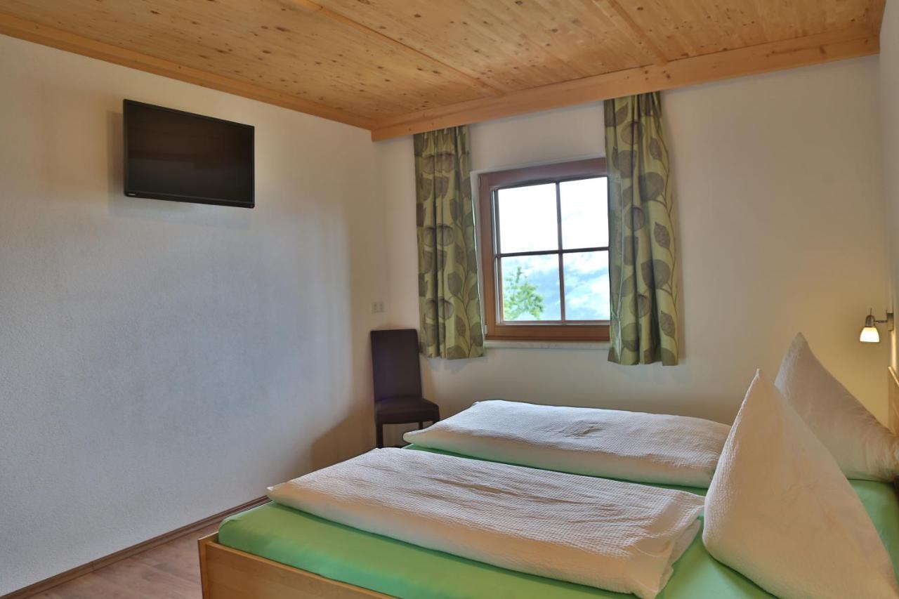 Haus Burbach Apartamento Zellberg Exterior foto